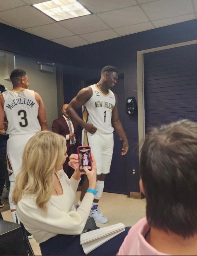 1664269612061017768.jpg FdnBl3jaUAACUTR.jpg